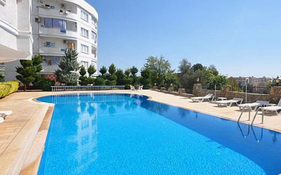 5-roms Tosmur Alanya Tyrkia Duplex med havutsikt til salgs Ntd 0505 5