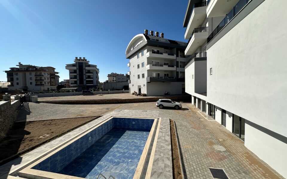 Oba Alanya Edullinen 4 huoneen huoneisto Duplex Myynnissä Flg 0905 2
