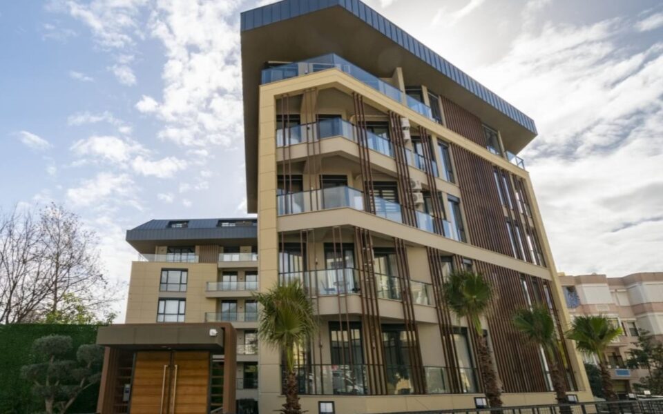 Turkey Alanya City Center 3 Room Duplex For Sale Price 370000 Euro Sql 2005 1