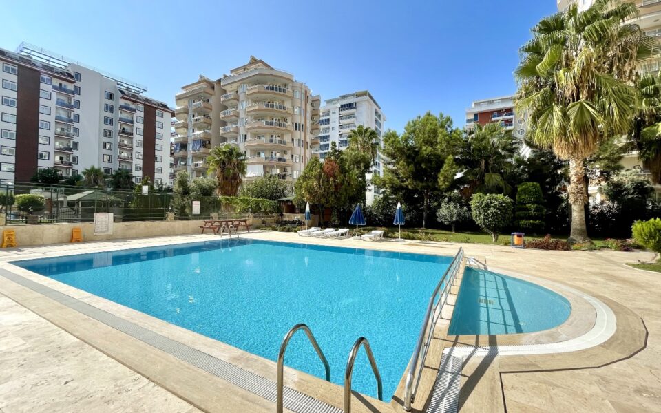 Mahmutlar Alanya Billig leilighet duplex til salgs Sno 0706 1