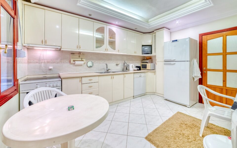 Alanya Cleopatra Beachfront Apartments Till Salu Hya 3008 1