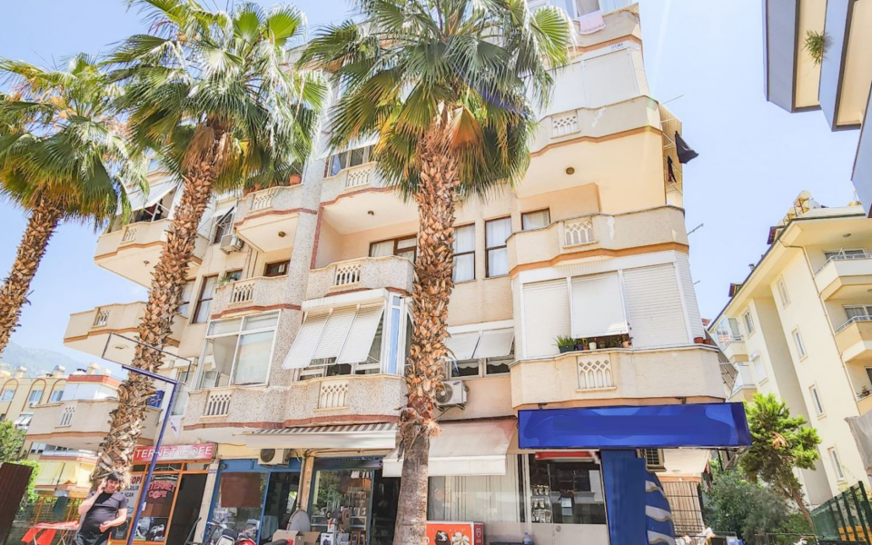 3 rom billige leiligheter til salgs i Alanya sentrum – AHC-0309