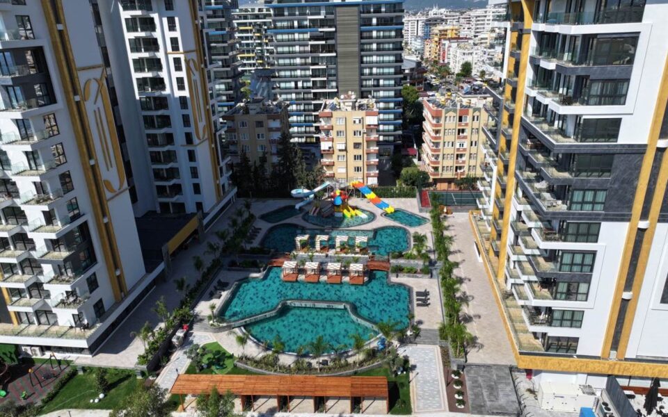 Strandfront luksus 3 værelses lejligheder til salg i Mahmutlar Alanya Tyrkiet Cmt 2709 1