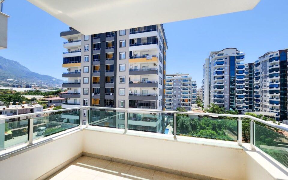 Mahmutlar Alanya leilighet til salgs med 3 rom Strand 200 M Bym 0209 4