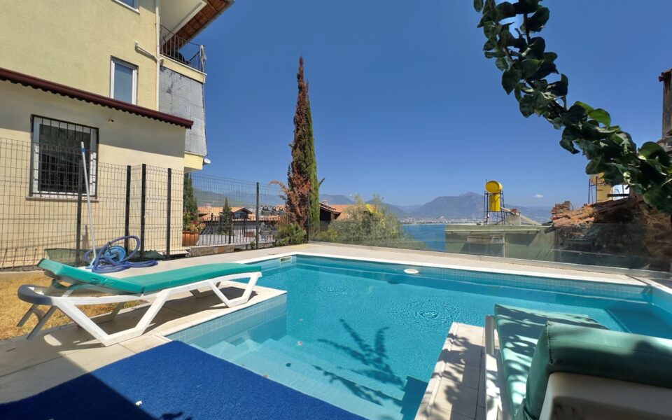 Billige leiligheter i Alanya slott til salgs – KKR-2010