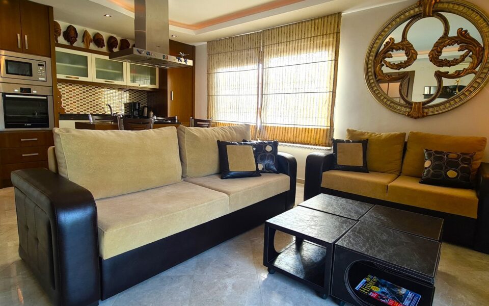 Kestel Alanya Turkki Beachfront 3 huoneen huoneistoja myytävänä – GUV-0310