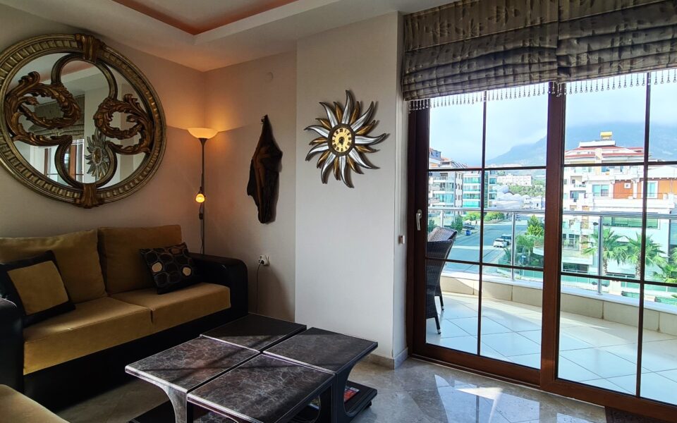 Kestel Alanya Turkki Beachfront 3 huoneen huoneistoja myytävänä – GUV-0310