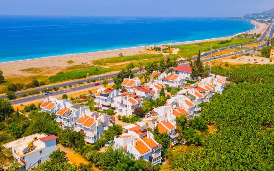 Turkki Demirtas Alanya Beachfront Edullinen 4 huoneen huviloita myytävänä Dya 1911 3