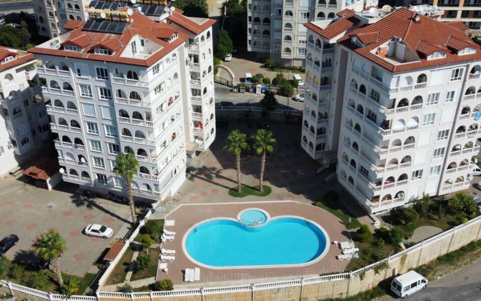 3 værelses opholdstilladelse Billig lejlighed til salg Cikcilli Alanya Tyrkiet Czr 0701 4
