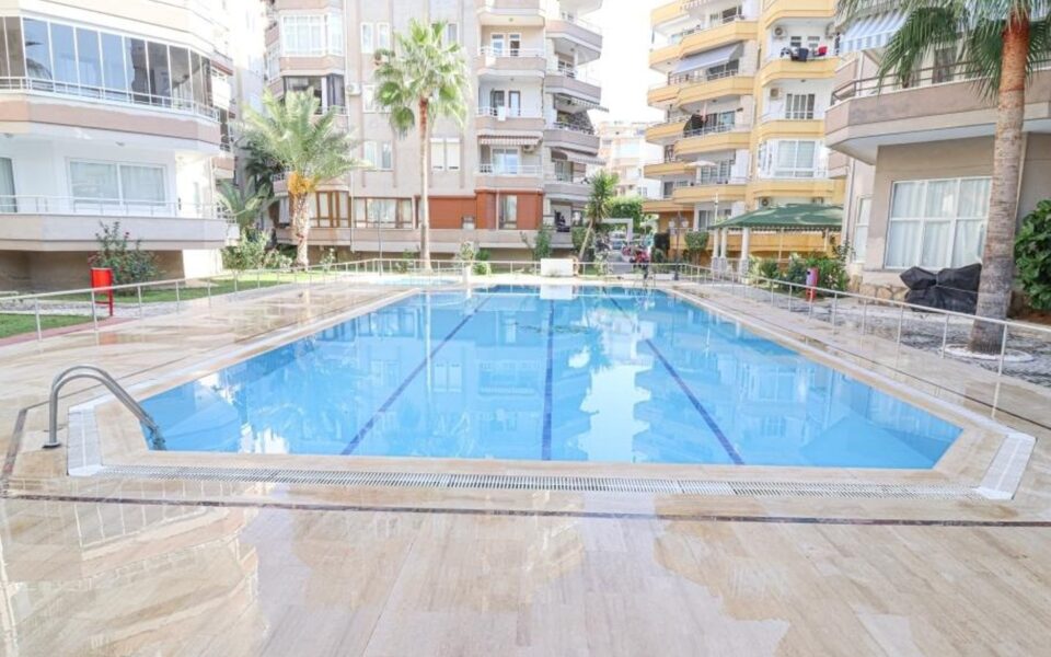 Billig 3 roms leilighet ved stranden til salgs i Mahmutlar Alanya Tyrkia Mng 0701 3