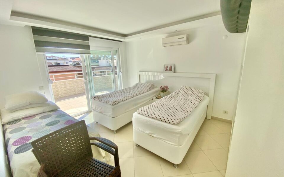 Oba Alanya Turkki 4 huoneen duplex-huoneisto Myynnissä Onb 0701 2