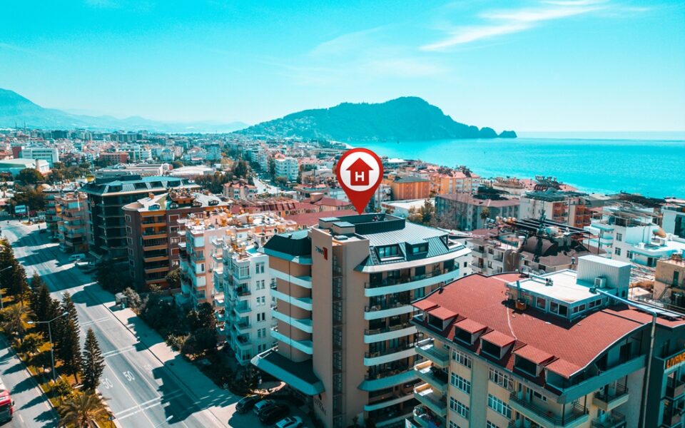 3 huoneen duplex myytävänä Cleopatra Beachilla Alanya Turkey Ltc 2904 3