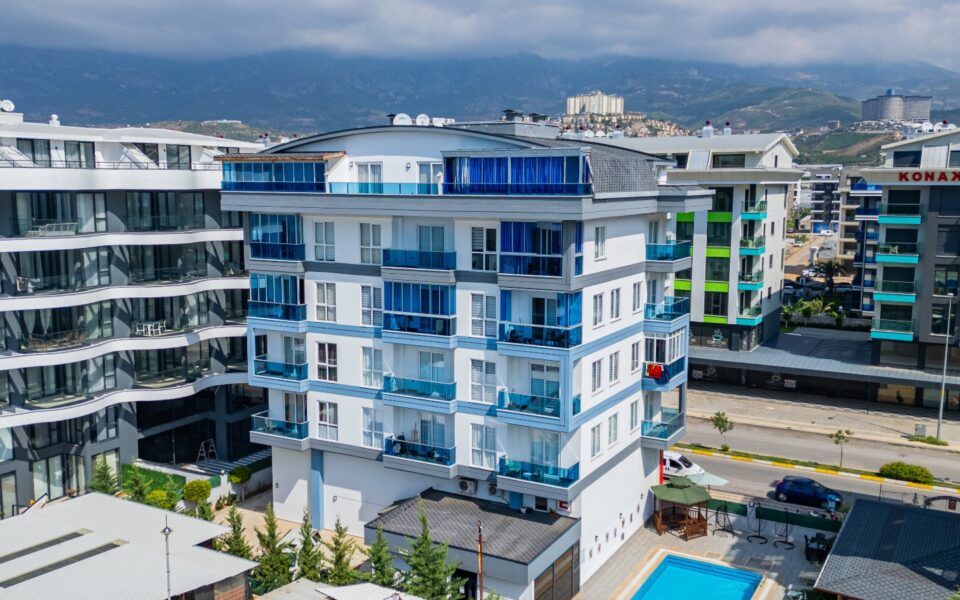 Beachfront 2 Room Cheap Apartment For Sale In Kargicak Alanya Turkey Cty 1404 2