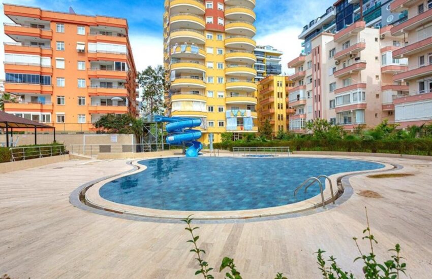 Günstige 1 Wohnzimmer, 2 Schlafzimmer, 132 qm Wohnung zum Verkauf in Mahmutlar Alanya Mfm 2005 4