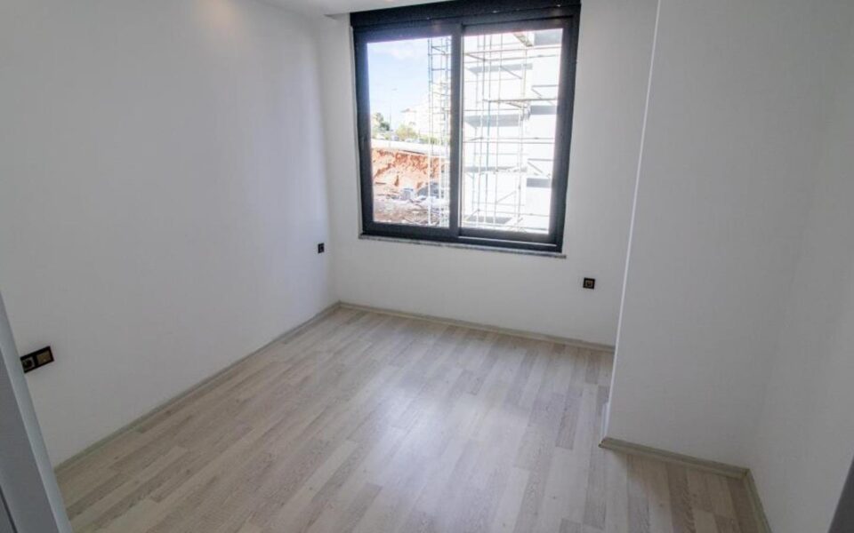 Billig 2 værelses lejlighed ejerlejligheder til salg i Oba Alanya Tyrkiet Bedste pris 73500 Euro Zty 0705 4