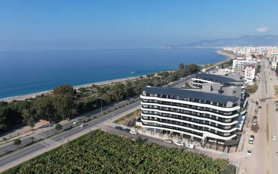 Kargicak Alanya Turkey Beachfront 2 Room Apartment For Sale Price 145000 Euro Mra 0205 1