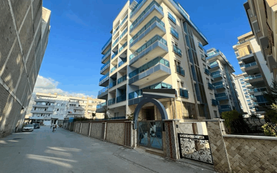 Mahmutlar Alanya Turkiet Billig 2 rums lägenhet till salu Pris 83500 Euro Sbo 0205 1