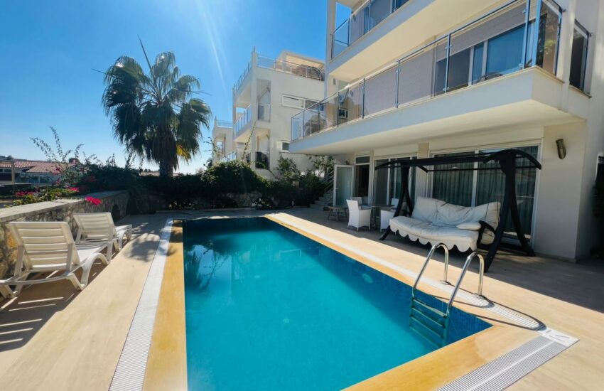 3 Schlafzimmer, 1 Wohnzimmer, 2 Balkon, 2 Bäder Triplex-Privatvilla zum Verkauf in Konakli Alanya – SCO-0708