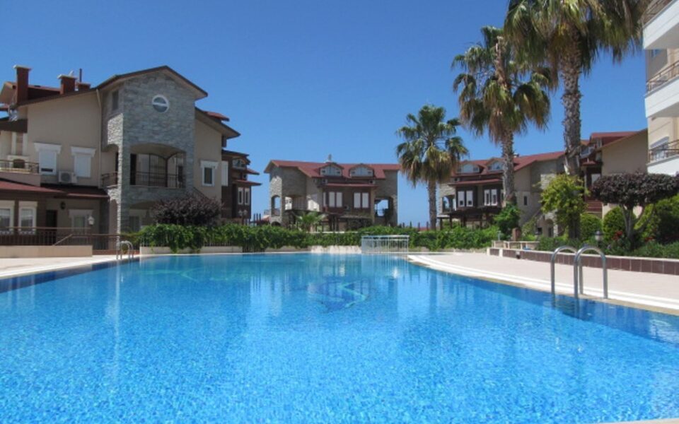 3 soveværelser 1 stue 4 værelse billige Twin Villas Boliger til salg i Turkler Alanya Tyrkiet – 179500 Euro