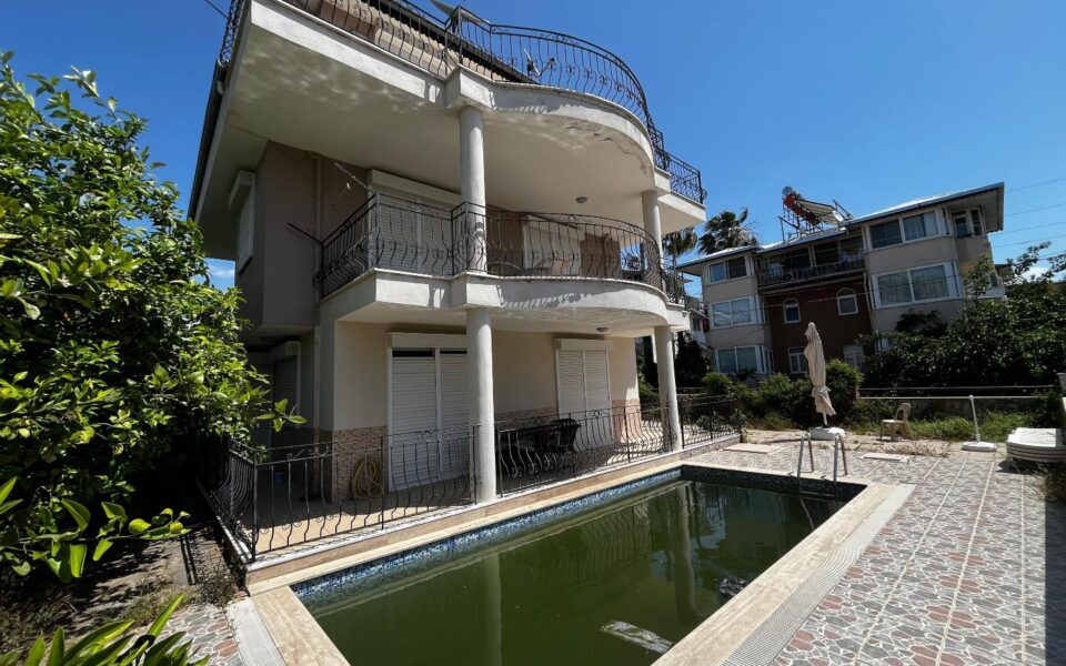 Konakli Alanya Turkki 5 Room Triplex Villas Koteja myytävänä – 285000 euroa
