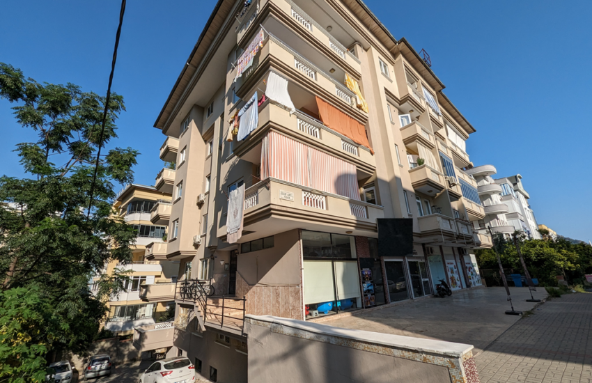 3 soveværelser 1 stue i alt 4 værelses lejlighed til salg Alanya Centrum – 99999 Euro