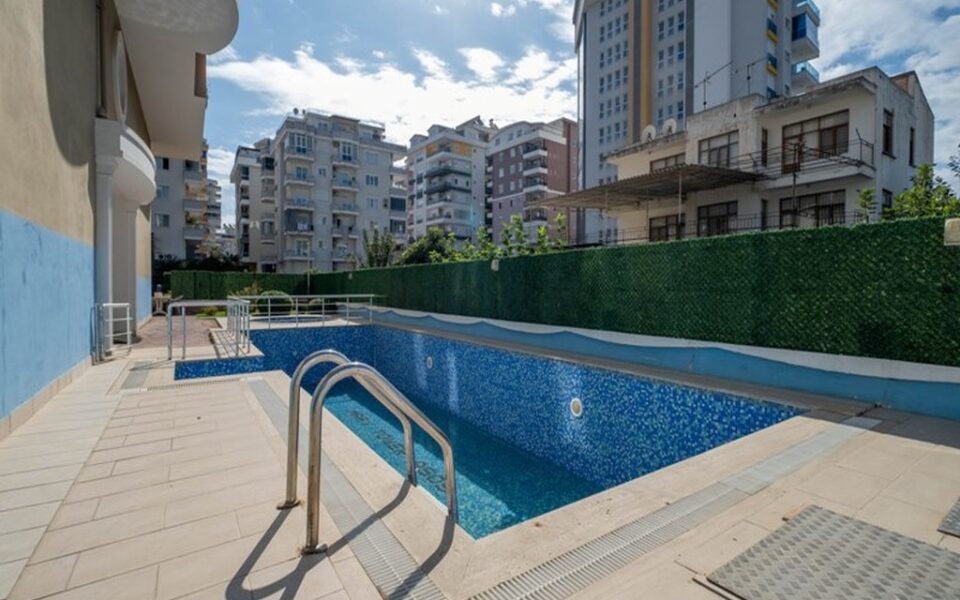 Beachfront Alanya Mahmutlar Lägenhet till salu från ägaren – 65000 Euro