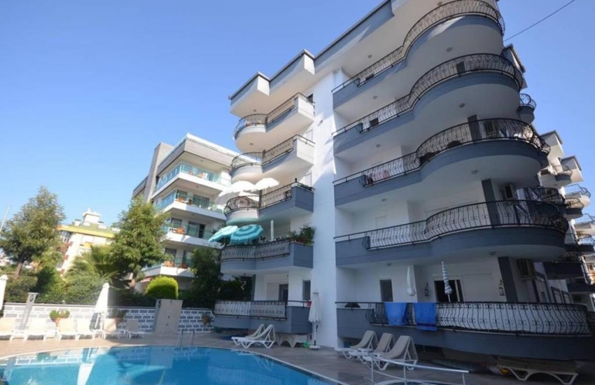 100 kvm billig 3 værelses lejlighed til salg i Oba Alanya Tyrkiet af ejer 133000 Euro 1