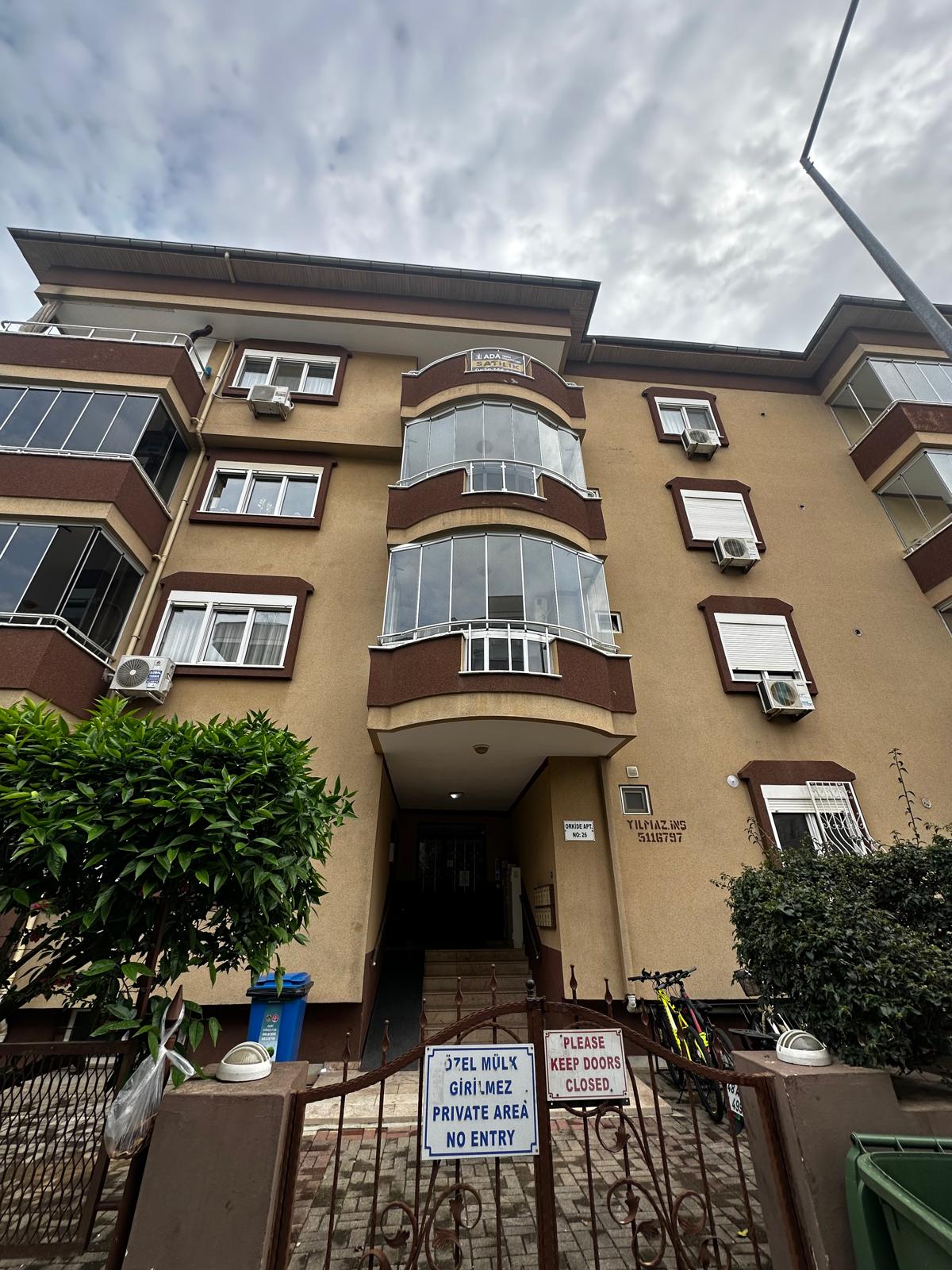 Mulighed 4 værelses billig lejlighed til salg i Oba Alanya Tyrkiet Fra ejer 145000 Euro 1