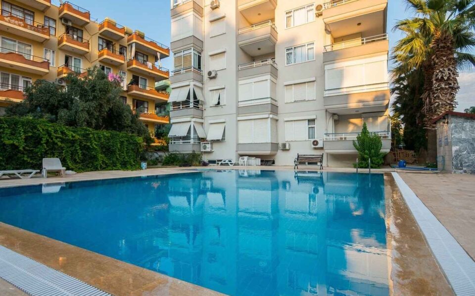 Alanya City Center Cheap 2 Room Apartment For Sale From Owner 98000 Euro 2