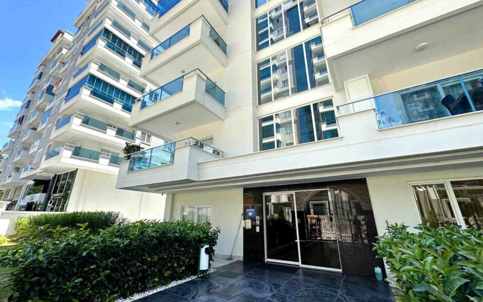 Best Price 3 Room Cheap Apartment For Sale In Mahmutlar Alanya 149000 Euro 2