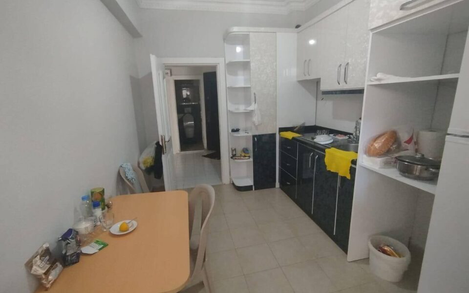 Billig bedste pris 3 værelses lejlighed til salg i Mahmutlar Alanya 63000 Euro 2