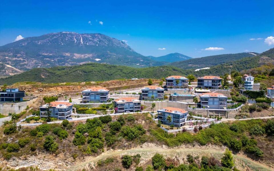 3 Room Cheap Apartment For Sale With Sea View In Kargicak Alanya 90000 Euro 21